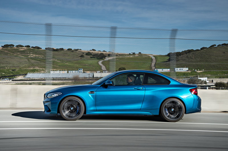 Illustration for article titled The 2016 BMW M2 Is BMW's Middle Finger To Everyone Who Says They Got Soft